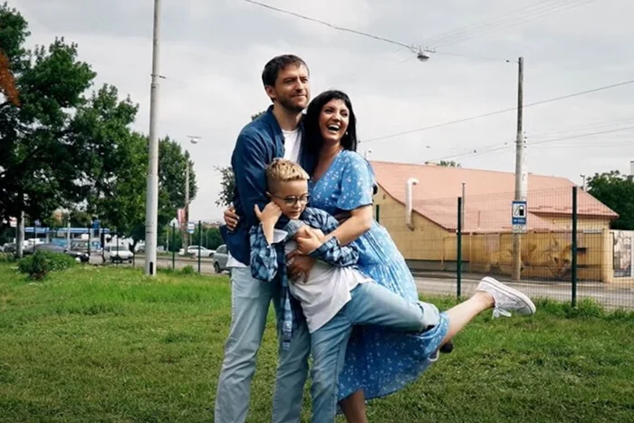Оля Цибульська зворушила фанатів рідкісним сімейним фото
