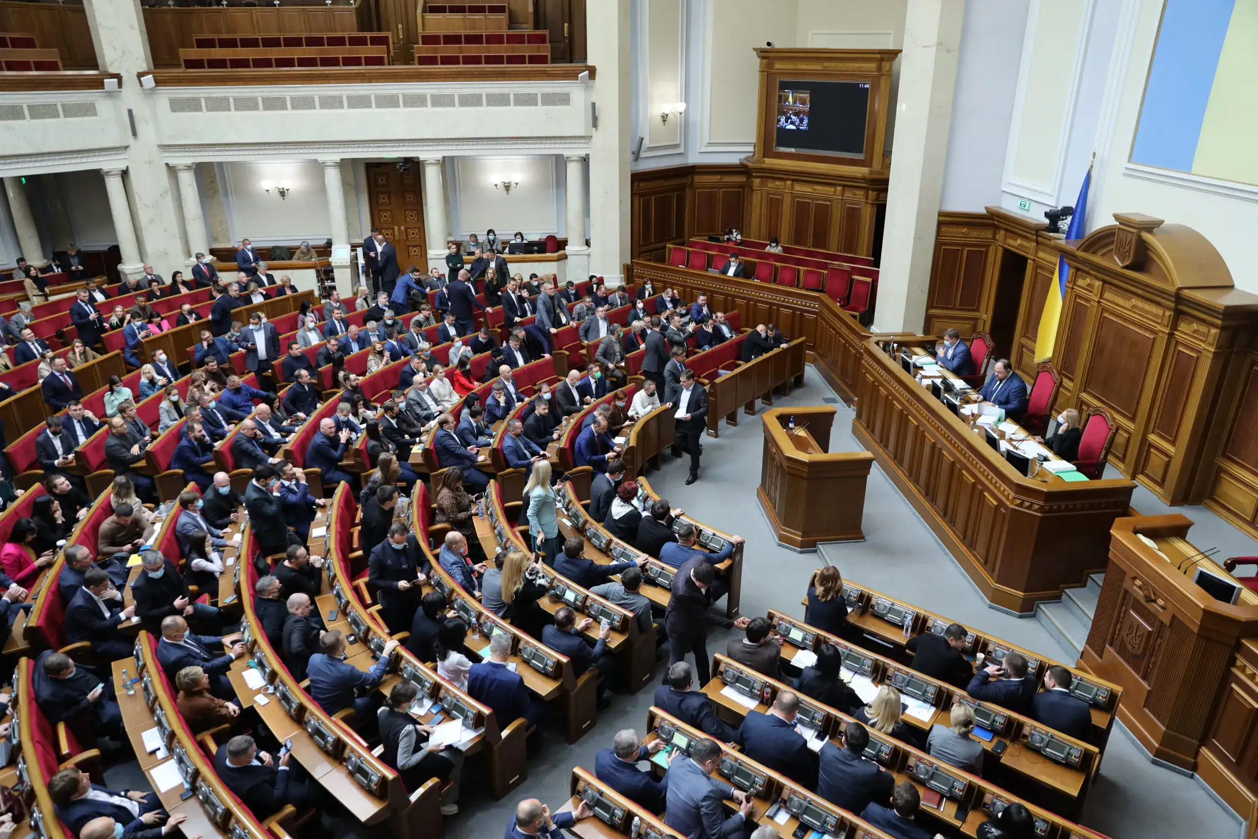 Депутати Верховної Ради на засіданні після відставки уряду Свириденко