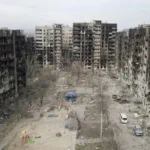 Зруйновані багатоповерхівки після обстрілів, власники яких звільняються від плати за газ